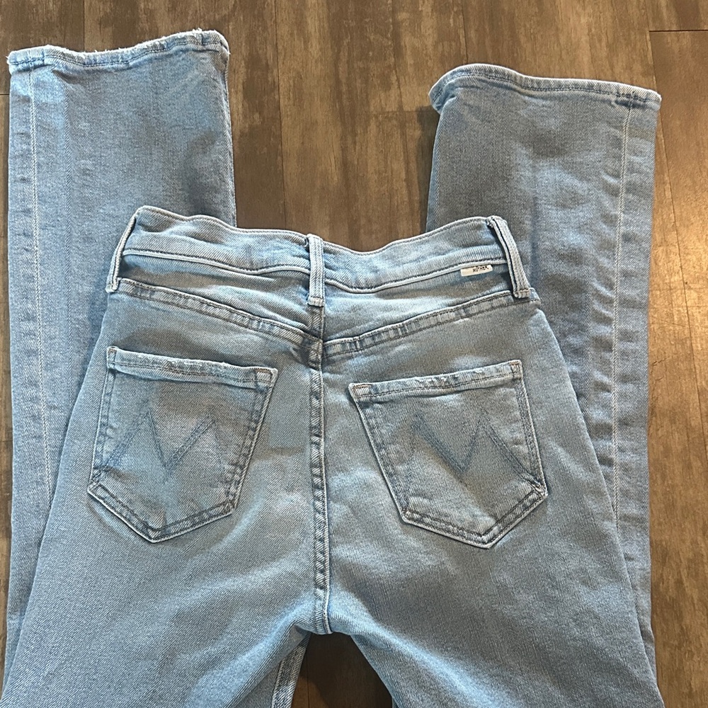 MOTHER Light Blue Ankle & Cropped Jeans EUC - Picture 7 of 11